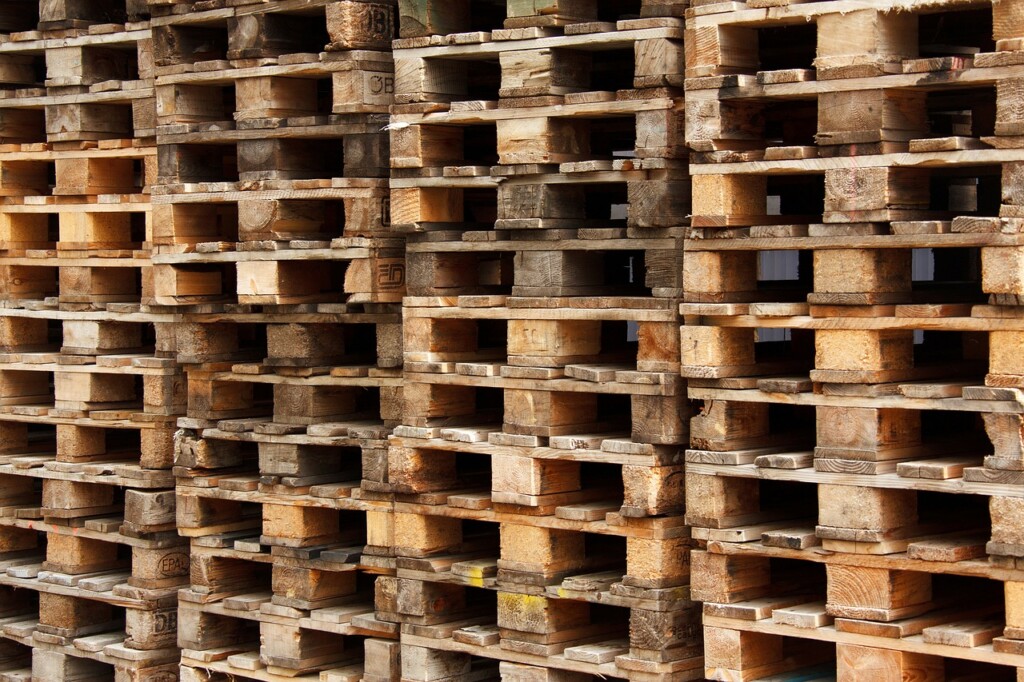 Controles fitosanitarios para embalajes de madera | Bull Importer